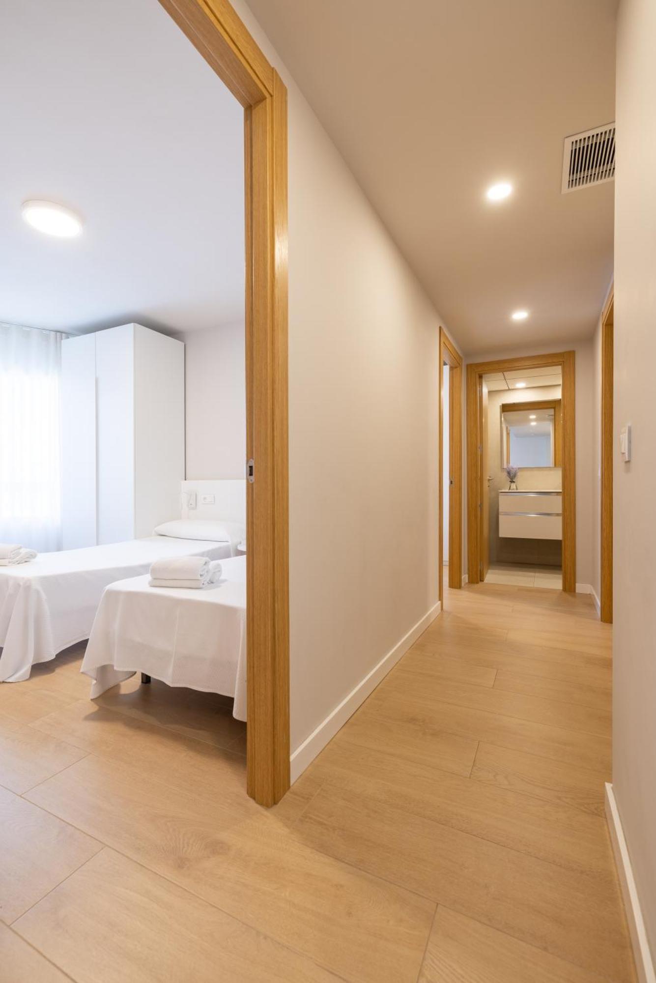Apartaments Voralmar - Mas D'En Gran カンブリルス エクステリア 写真