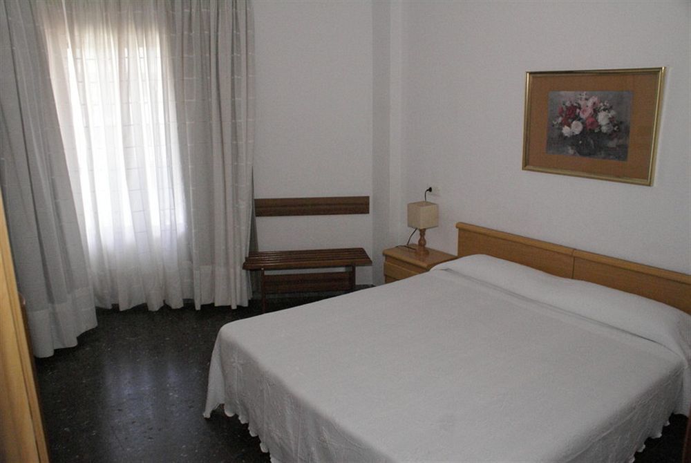 Apartaments Voralmar - Mas D'En Gran カンブリルス エクステリア 写真